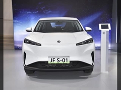 S - 01 Midium EV SUV Neue Energie Elektrofahrzeug 4670 X 1900 X 1613MM 445KM