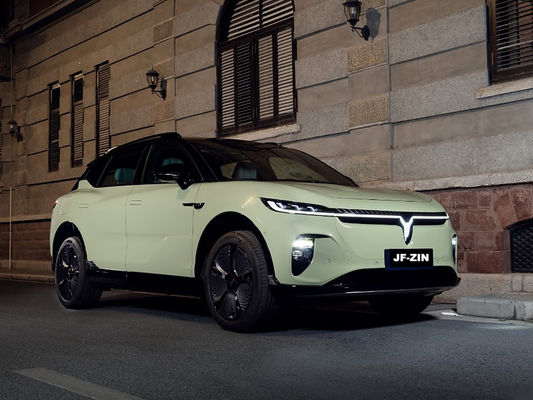 Mid size SUV，the maximum pure electric range is 901km, with two wheel drive and four-wheel drive options